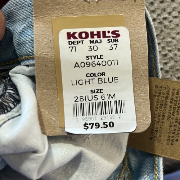 LEVI’S LOW PRO JEANS - Picture 6 of 7